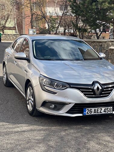 RENAULT MEGANE