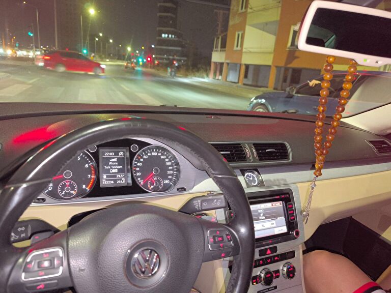 VOLKSWAGEN CC