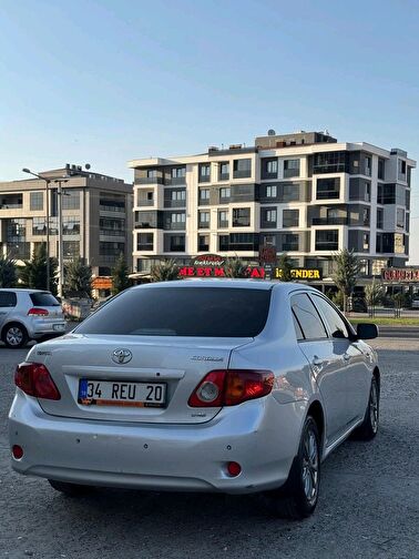 TOYOTA COROLLA
