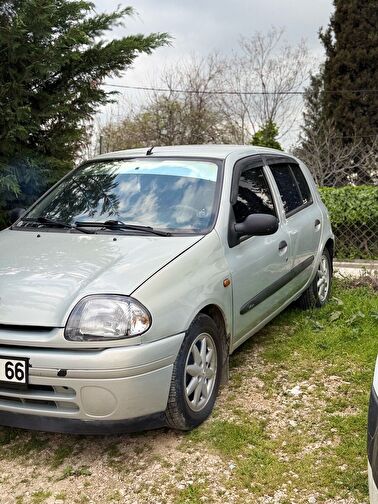 RENAULT CLIO SYMBOL