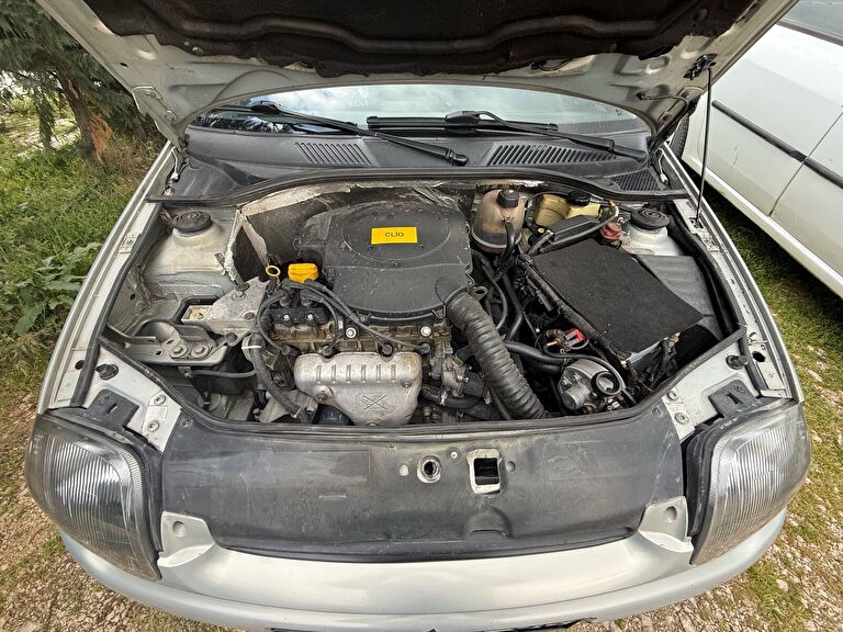 RENAULT CLIO SYMBOL