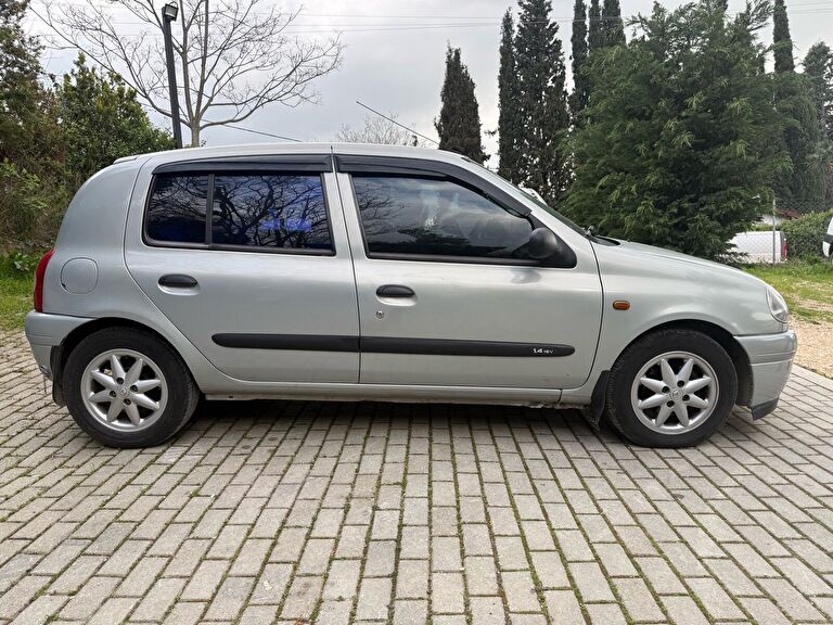 RENAULT CLIO SYMBOL