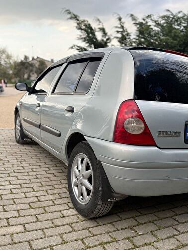RENAULT CLIO SYMBOL