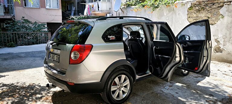 CHEVROLET CAPTIVA