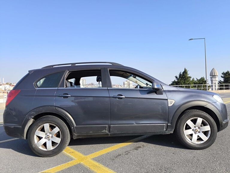 CHEVROLET CAPTIVA