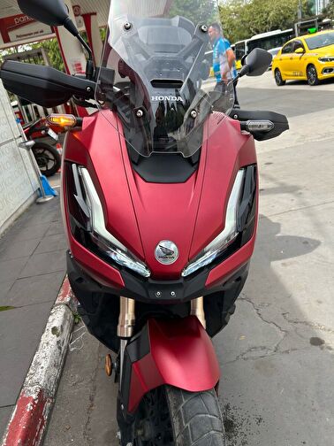 Honda ADV 350