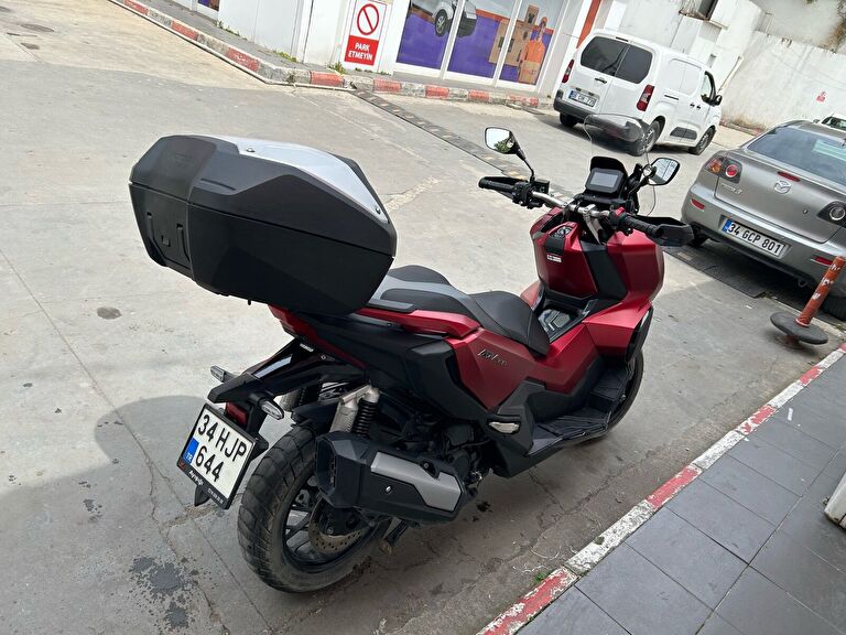 Honda ADV 350