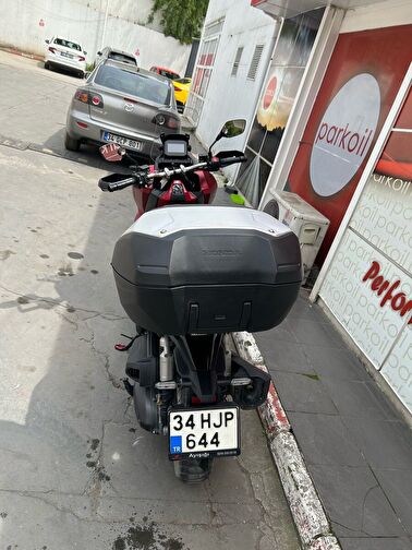 Honda ADV 350