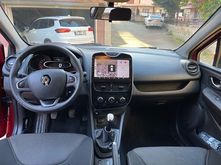 RENAULT CLIO SPORT TOURER