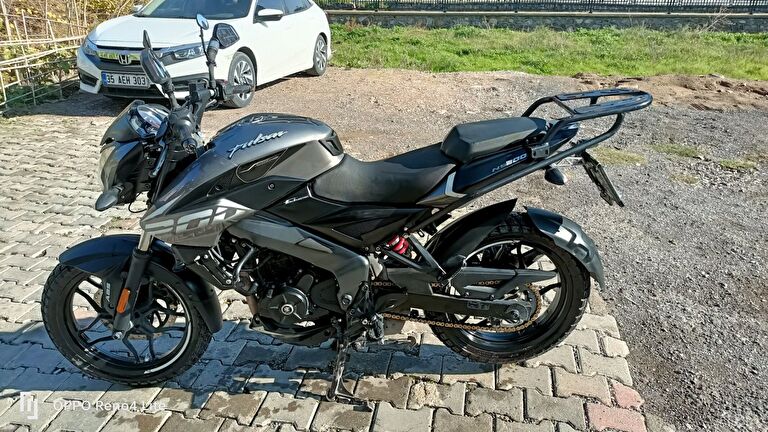 Bajaj Pulsar NS 200 ABS
