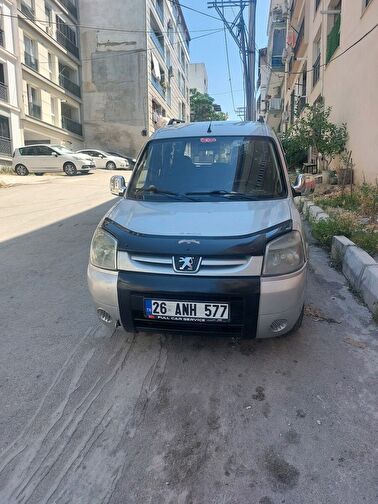 PEUGEOT PARTNER