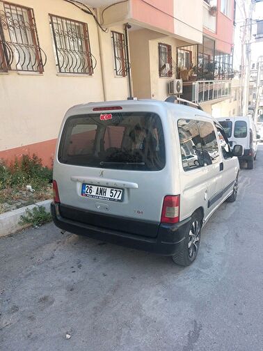 PEUGEOT PARTNER