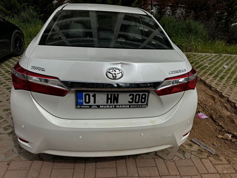 TOYOTA COROLLA