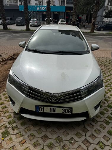 TOYOTA COROLLA