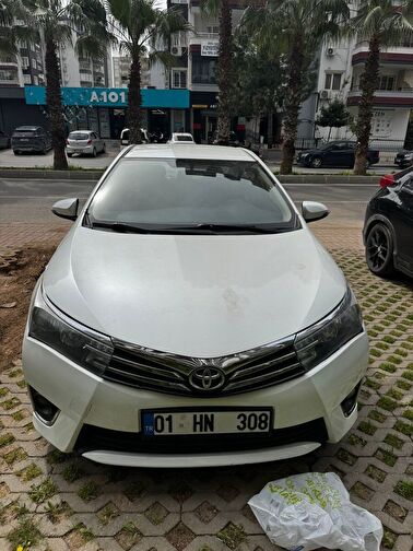 TOYOTA COROLLA