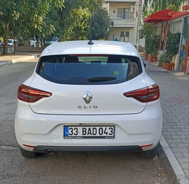 RENAULT CLIO