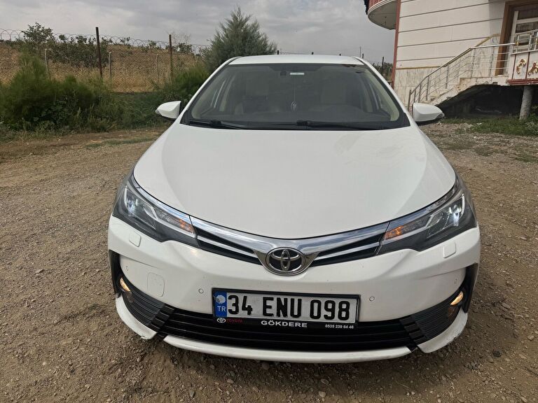 TOYOTA COROLLA