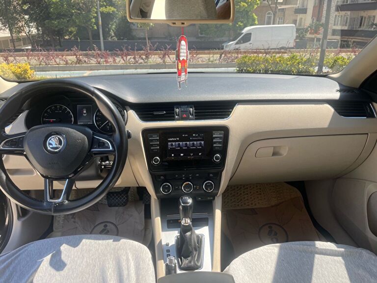 SKODA OCTAVIA