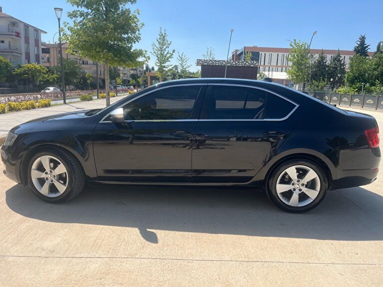 SKODA OCTAVIA