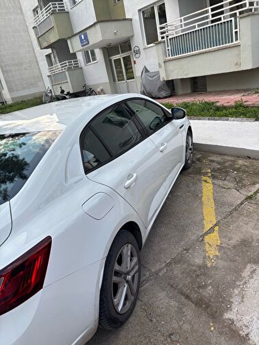 RENAULT MEGANE
