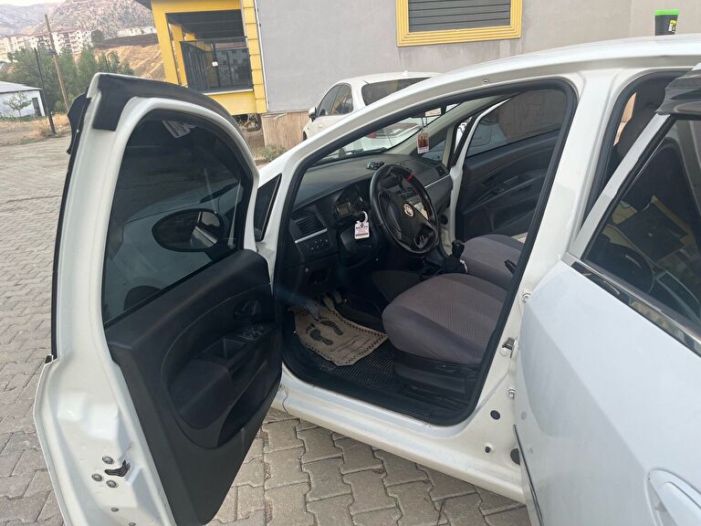 FIAT LINEA