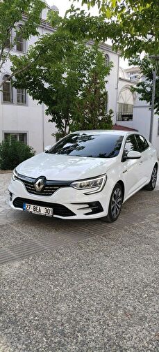 RENAULT MEGANE