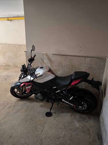 Suzuki GSX-S 1000