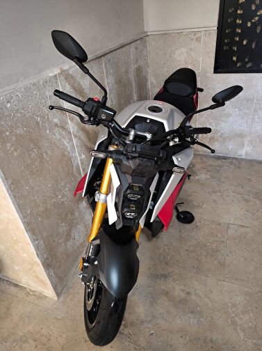 Suzuki GSX-S 1000