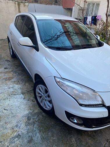 RENAULT MEGANE