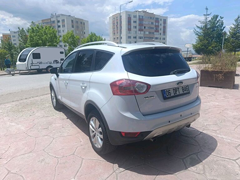 FORD KUGA