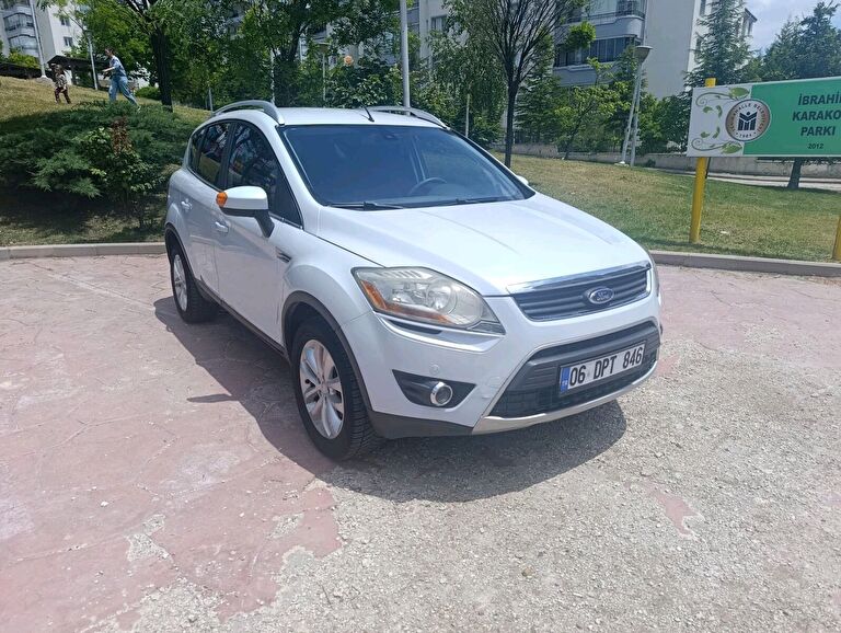 FORD KUGA