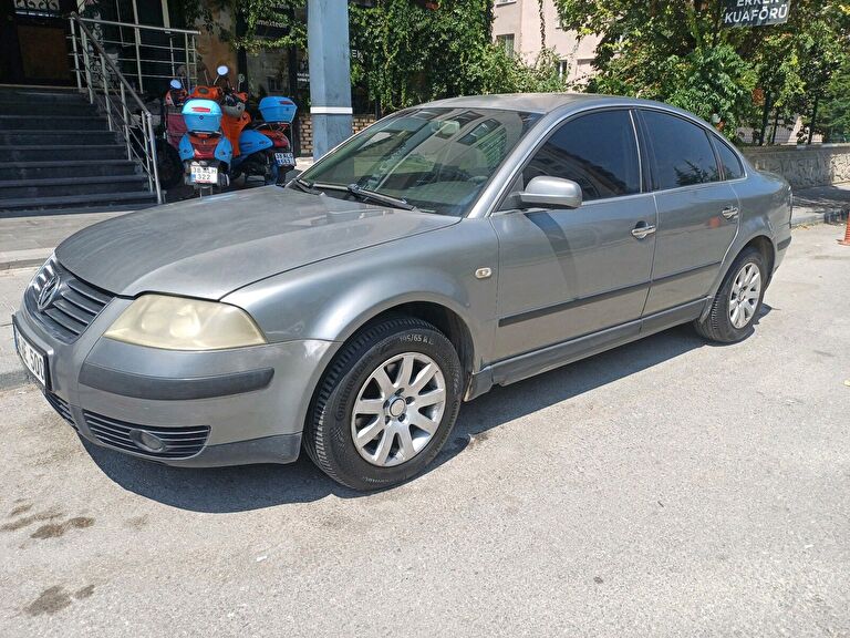 VOLKSWAGEN PASSAT