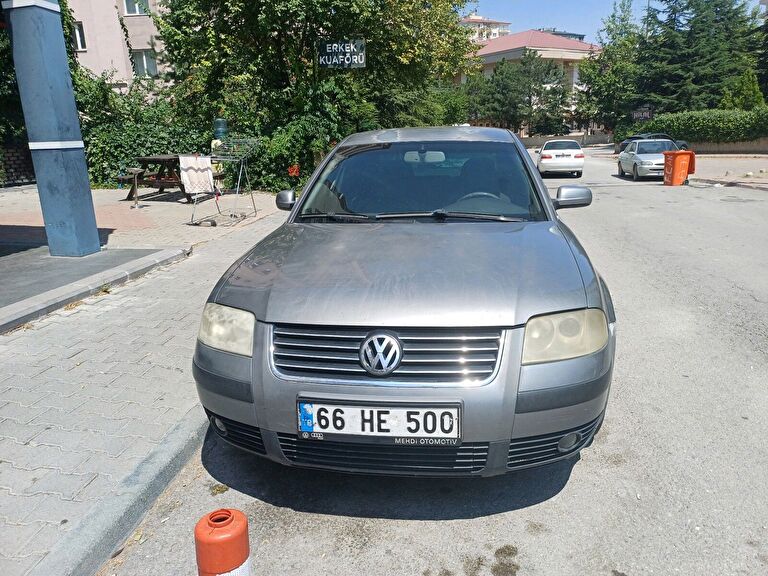 VOLKSWAGEN PASSAT