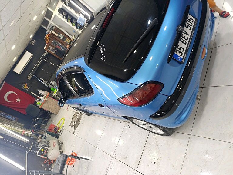 PEUGEOT 206