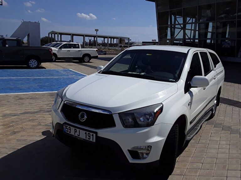 SSANGYONG KORANDO SPORTS