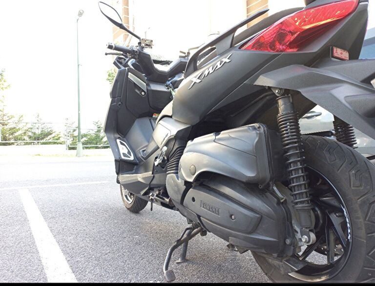 Yamaha X-Max 400 ABS