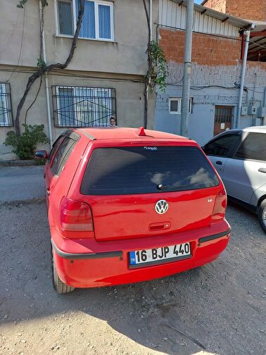 VOLKSWAGEN POLO