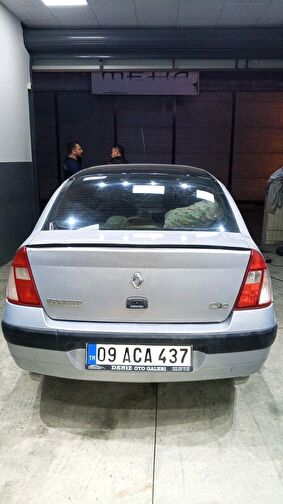 RENAULT CLIO SYMBOL