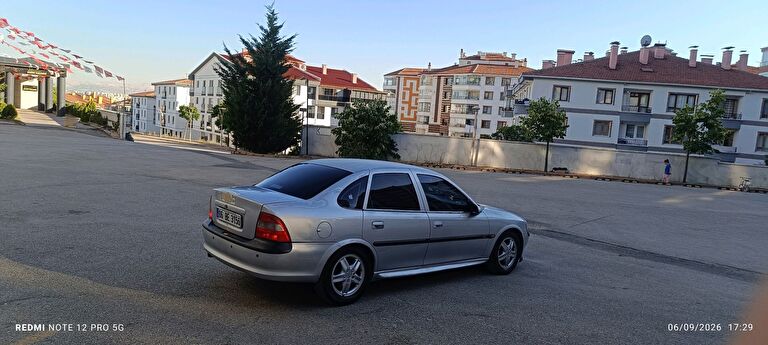 OPEL VECTRA