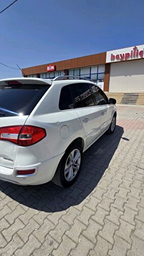 RENAULT KOLEOS