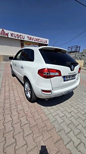 RENAULT KOLEOS