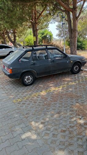 LADA SAMARA