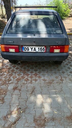 LADA SAMARA