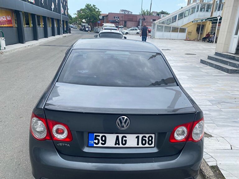 VOLKSWAGEN JETTA