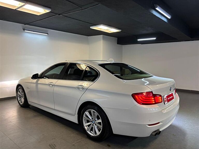 BMW 5 SERISI