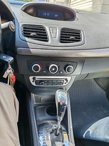 RENAULT FLUENCE