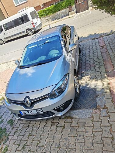 RENAULT FLUENCE