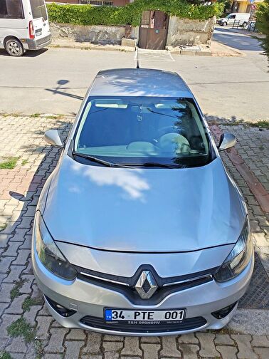RENAULT FLUENCE