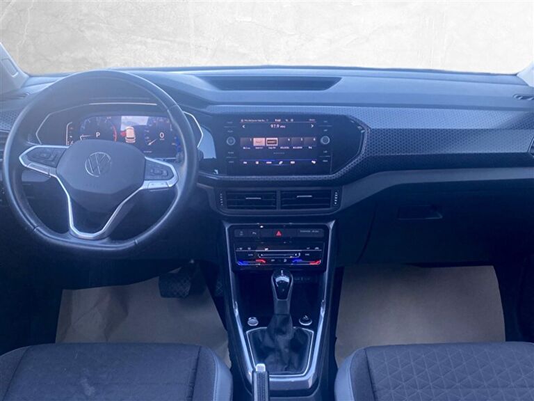 VOLKSWAGEN T-CROSS