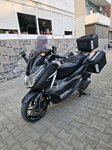 Honda Forza 250 (NSS250)